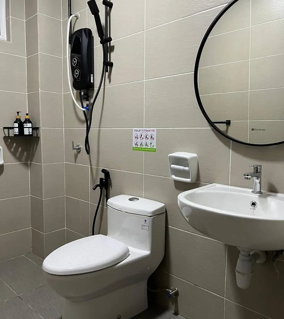 Elitis Nuri Industrial Chic Pool Homestay Melaka Kampong Tengah